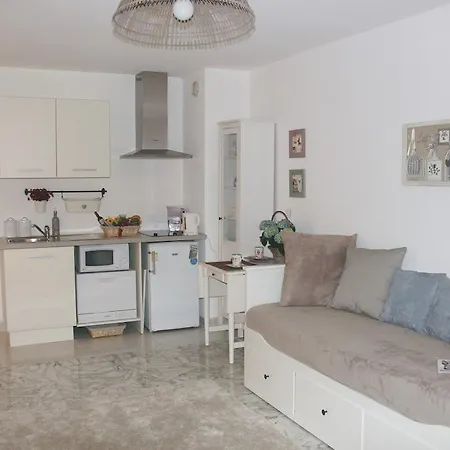 Apartment Studio By The Sea Nice